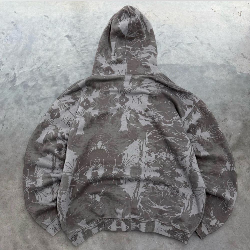 Prettylittlething Gray Camouflage Hoodie View 2